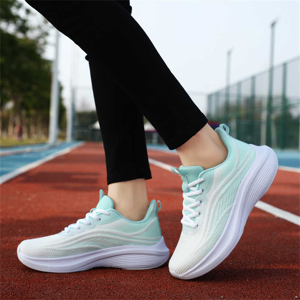 Plateforme Extra große Größen  – Women Shoes Tennis Bewertung und Preis